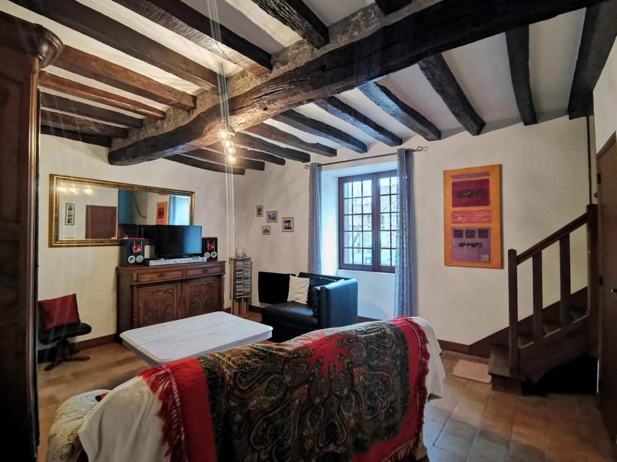 Aux Acacias Villa Braye-sous-Faye Екстериор снимка